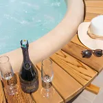 Marlo With Views On The Adriatic! Apartman *
