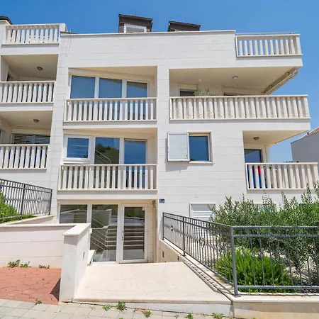 Marlo With Views On The Adriatic! *