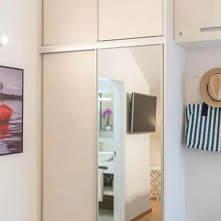 Apartment Marlo With Views On The Adriatic!