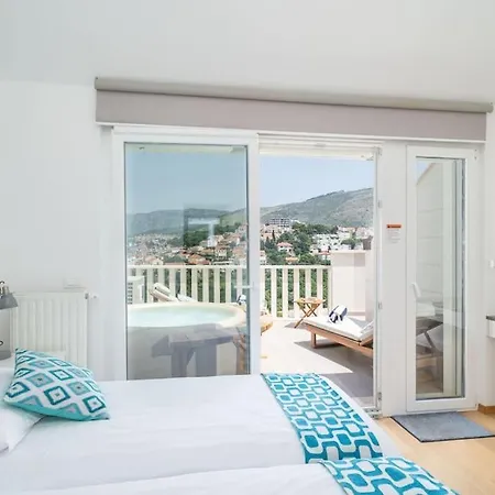 Marlo With Views On The Adriatic! *