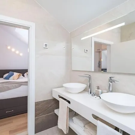 Marlo With Views On The Adriatic! Apartman *