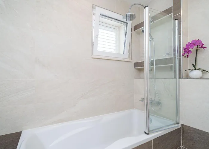 Marlo With Views On The Adriatic! Lejlighed Dubrovnik