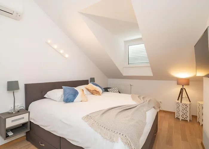 Marlo With Views On The Adriatic! Lejlighed