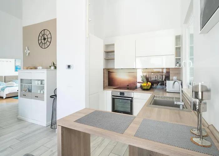 Marlo With Views On The Adriatic! Appartement
