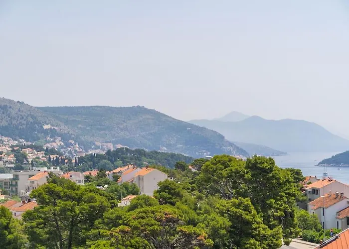 Marlo With Views On The Adriatic! アパート ドゥブロブニク