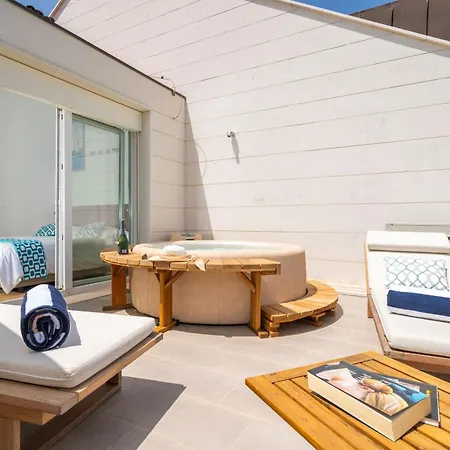 Marlo With Views On The Adriatic! Ντουμπρόβνικ