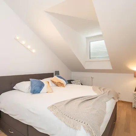 Marlo With Views On The Adriatic! Διαμέρισμα