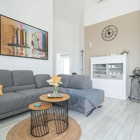 Marlo With Views On The Adriatic! *